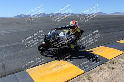 media/Apr-09-2023-SoCal Trackdays (Sun) [[333f347954]]/Bowl Set 2 (1040am)/